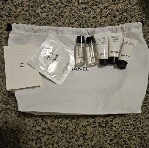 chanel minis makeup